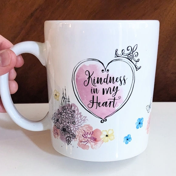 New Disney Princess Ariel Cinderella Rapunzel Kindness in My Heart Cup Mug - Picture 2 of 2